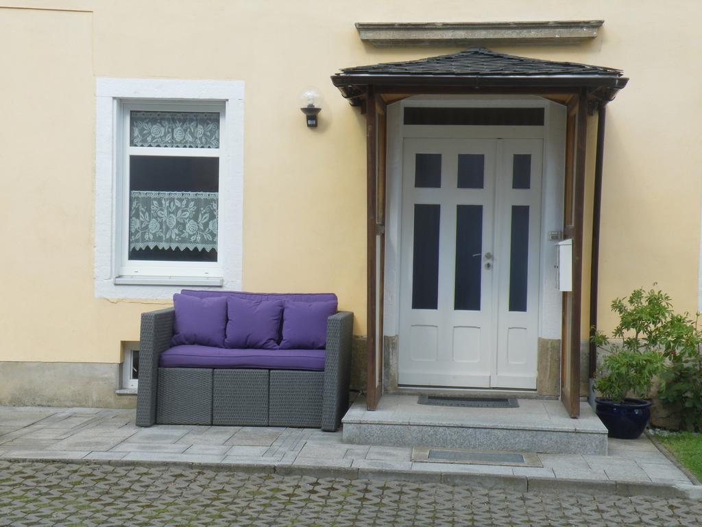 Bed and Breakfast Am Lindenbaum Sebnitz Exterior foto